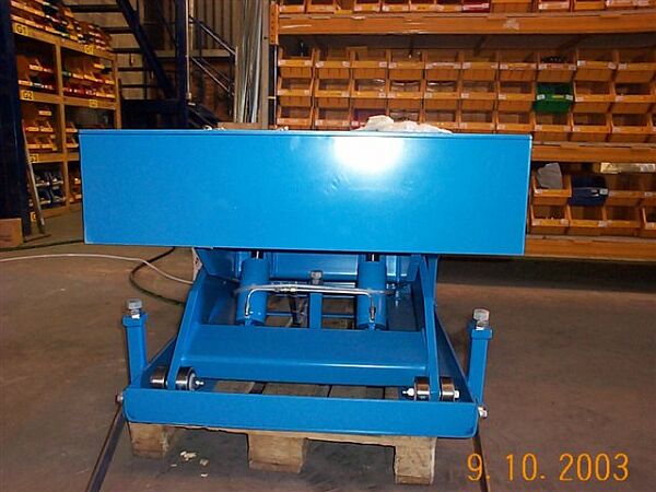 Heavy duty scissor lift - (Section 1)