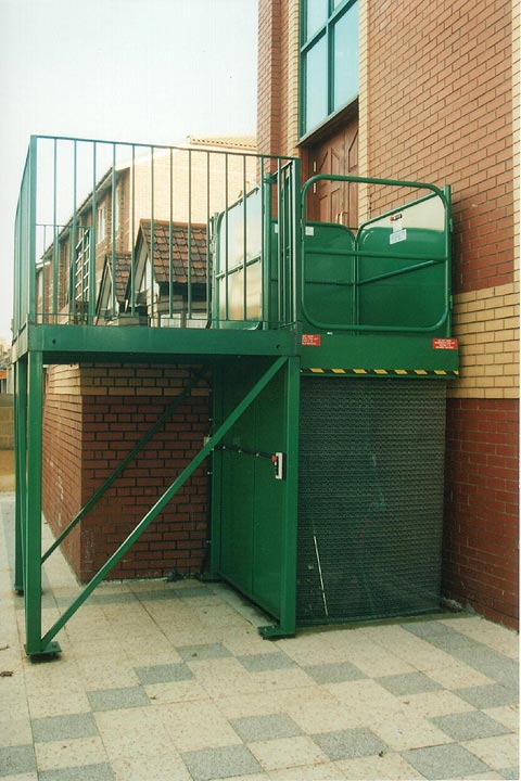 Commercial waste scissor lift table (Section 1)