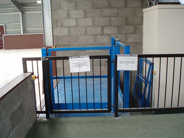 Disabled lift table (Section 1)