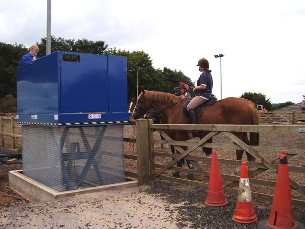 Lift table for disabled riders (Section 1)